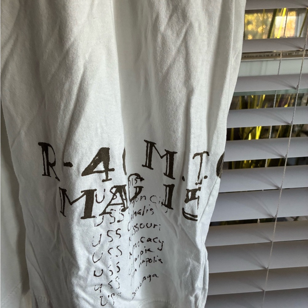 White Graphic Men’s T-Shirt with Palm Design Vintage Ralph Lauren - Picture 4 of 8